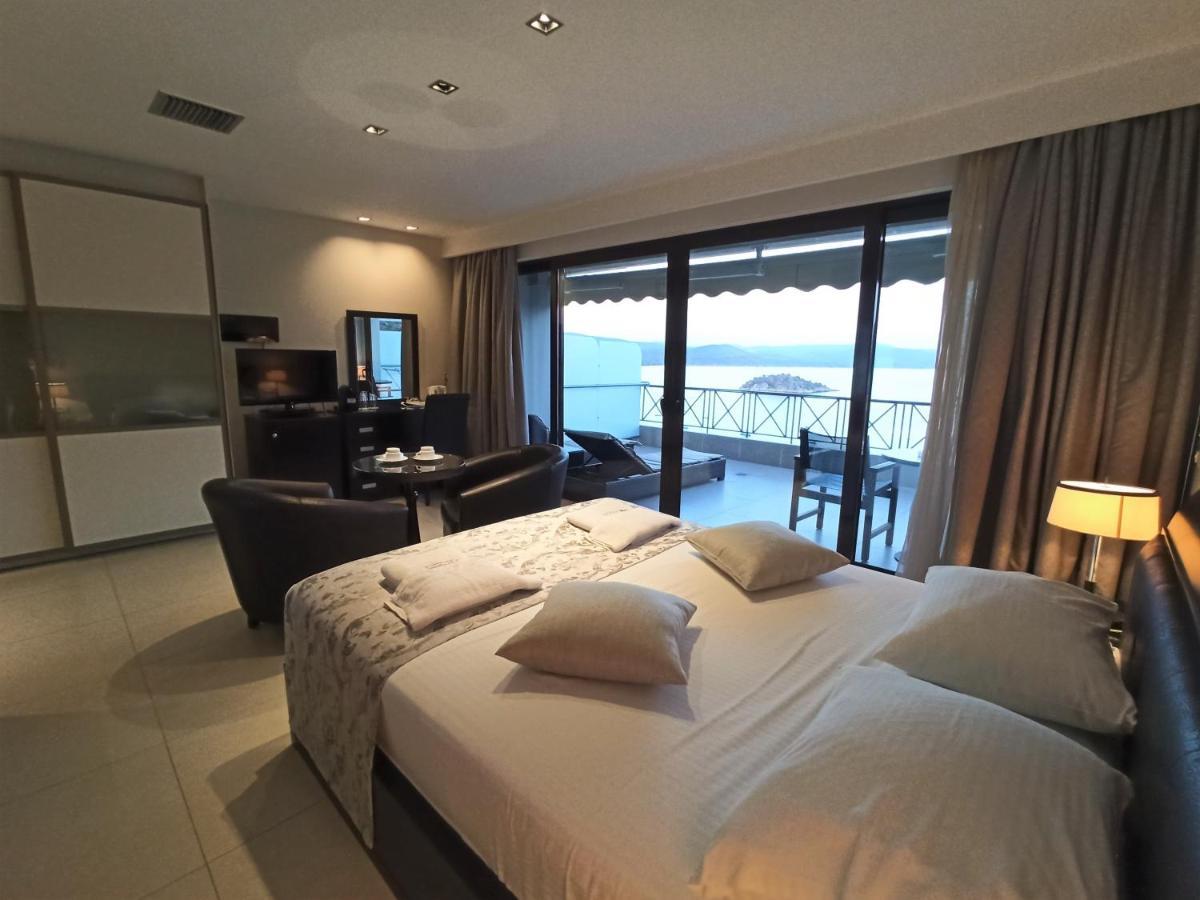 King Minos Hotel Toló Kültér fotó