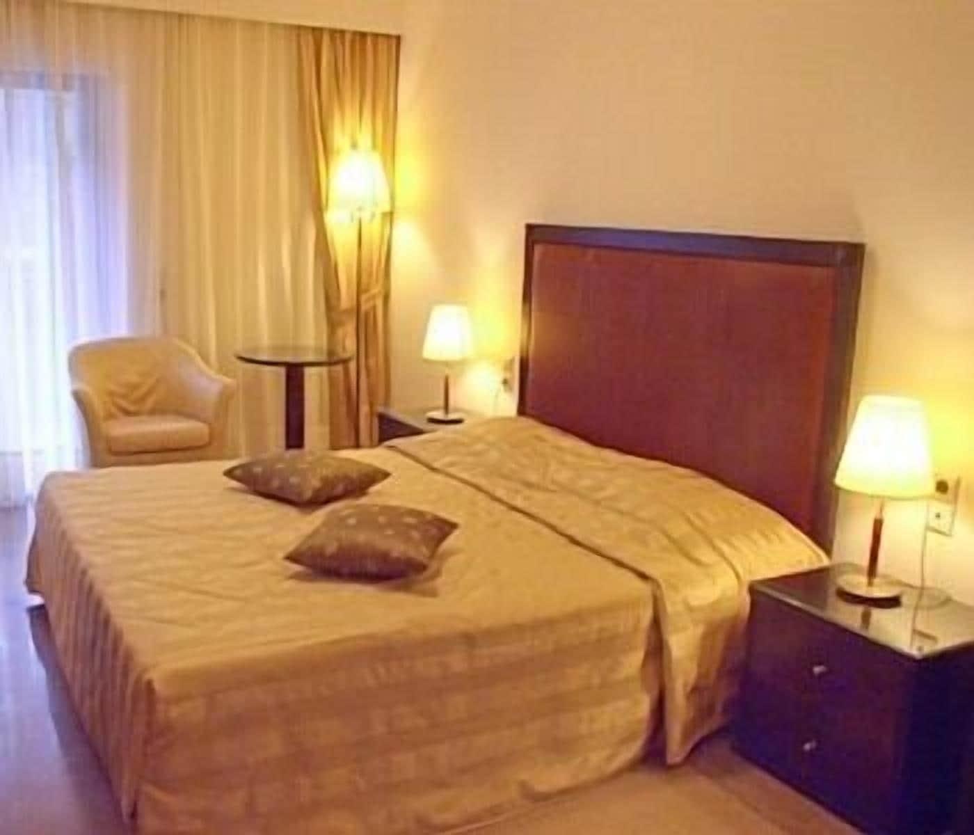 King Minos Hotel Toló Kültér fotó