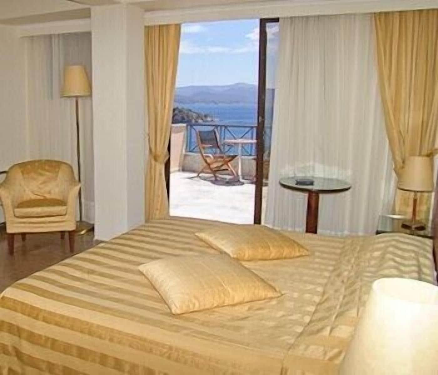 King Minos Hotel Toló Kültér fotó