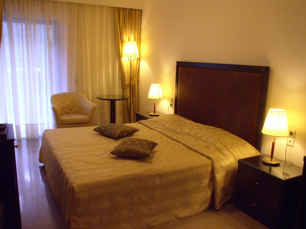 King Minos Hotel Toló Kültér fotó